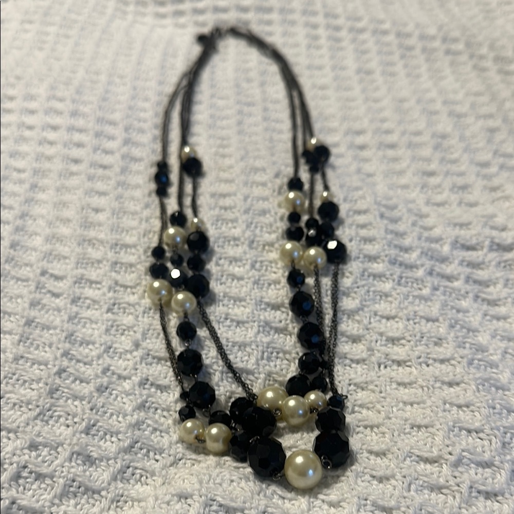 White House Black Market Black and Cream Beaded Necklace